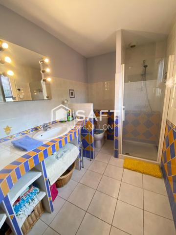 Maison proche centre ville, écoles et gare SNCF.