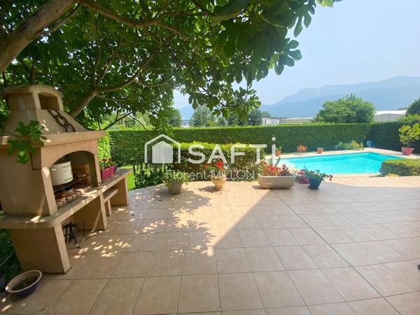 Maison proche centre ville, écoles et gare SNCF.