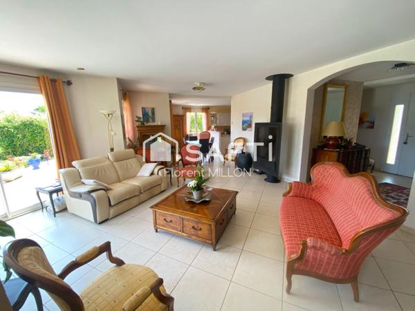 Maison proche centre ville, écoles et gare SNCF.