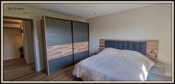 Propriété à vendre 6 pièces FEILLENS (01)proche Mâcon 207m², piscine chauffée, double garage,5 chambres 2 suites