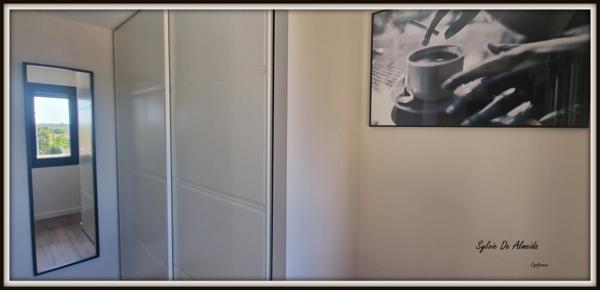Propriété à vendre 6 pièces FEILLENS (01)proche Mâcon 207m², piscine chauffée, double garage,5 chambres 2 suites