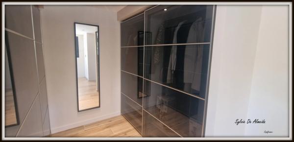 Propriété à vendre 6 pièces FEILLENS (01)proche Mâcon 207m², piscine chauffée, double garage,5 chambres 2 suites