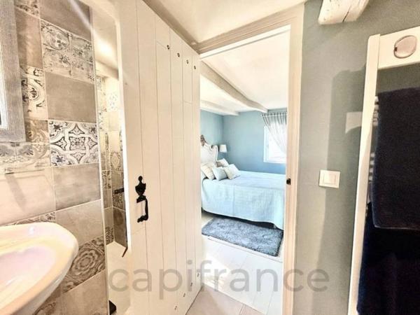Longère de caractère avec 4 chambres et un studio/gite, secteur Beaulieu sur Dordogne