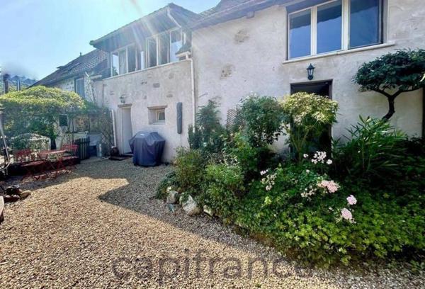 Longère de caractère avec 4 chambres et un studio/gite, secteur Beaulieu sur Dordogne