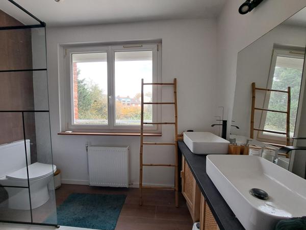 *** Maison rénovée avec jardin – à découvrir sans attendre !***