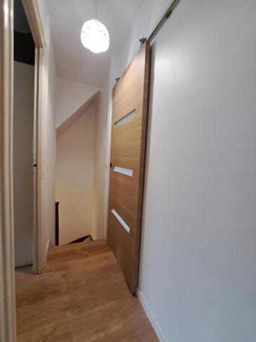 *** Maison rénovée avec jardin – à découvrir sans attendre !***