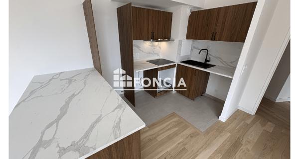 Location Appartement 3 pièces 61.85 m² - Suresnes 92150