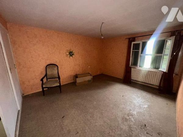 MAISON AVEC JARDIN - NIMES BAS DU JEAN JAURES