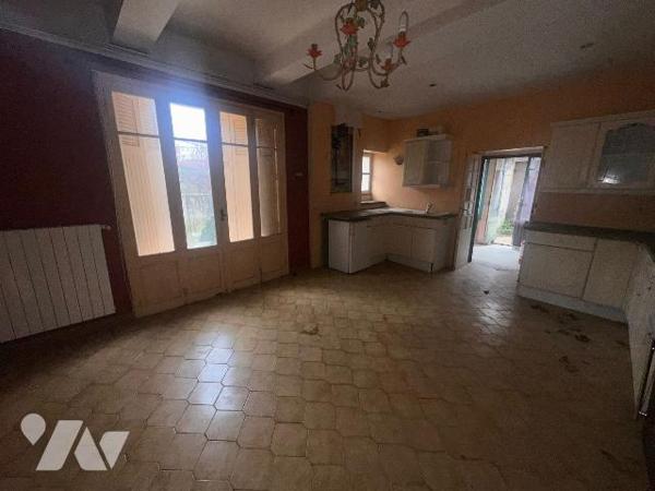 MAISON AVEC JARDIN - NIMES BAS DU JEAN JAURES