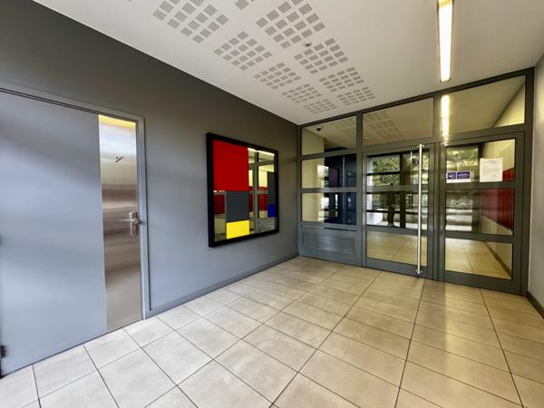 Antibes (06600) ANTIBES COMBES 2P DE 2014 calme proche toutes commodités