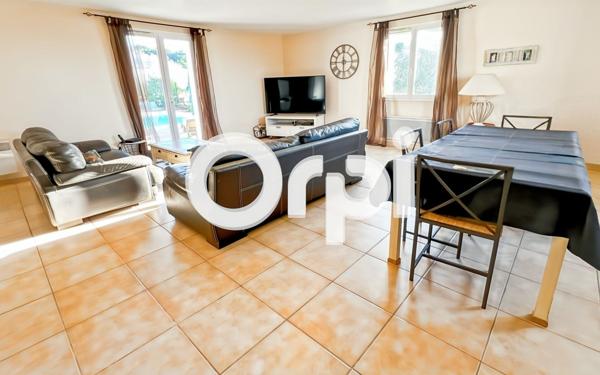 Maison à vendre    5 pièces •  Vendémian