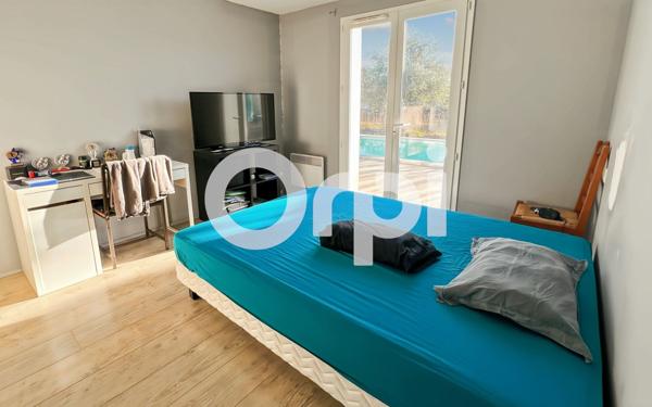 Maison à vendre    5 pièces •  Vendémian