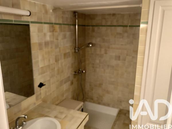 Location appartement 4 pièces 117 m² Rognes