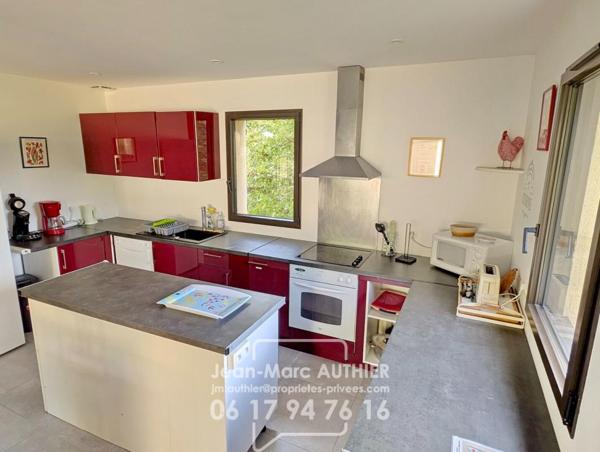 Propriété de charme, 212 m2, 6 chambres, piscine chauffée sur 6774 m2