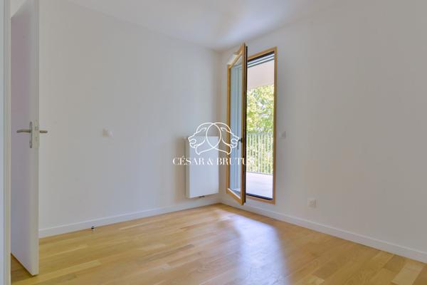 Lyon 7 – Appartement de 84,90 m² – 3 chamnbres – 2 loggias – garage
