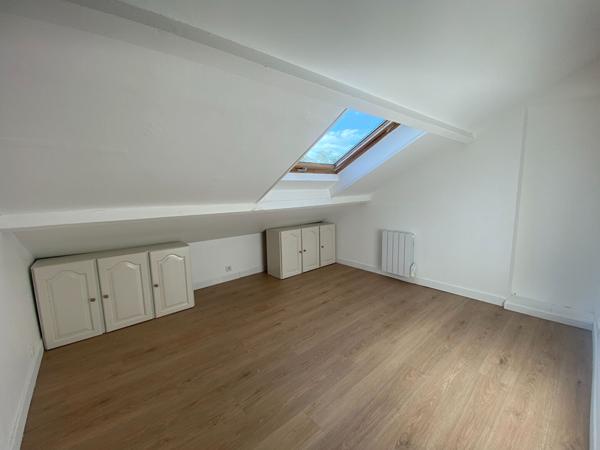 Appartement Corbeil Essonnes 2 pièce(s) 27.64 m2