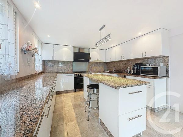 Maison à vendre  7 pièces - 230 m2 BAVILLIERS - 90