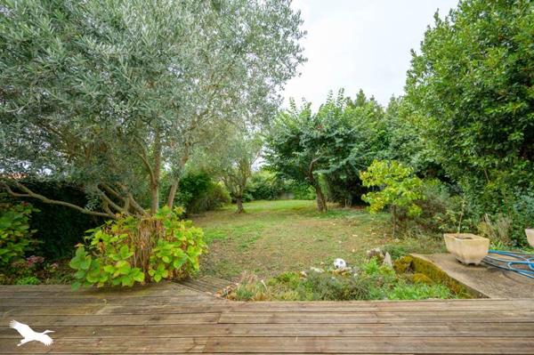 Maison à vendre |  Nieul-sur-Mer |  6 pièces | 128 m²