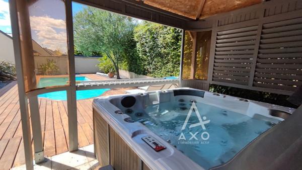 Maison familiale 285 m²  7 chambres, piscine chauffée, sous-sol total