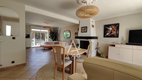 Maison familiale 285 m²  7 chambres, piscine chauffée, sous-sol total