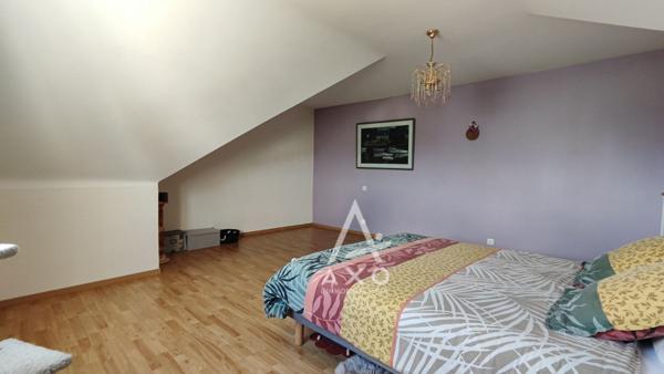 Maison familiale 285 m²  7 chambres, piscine chauffée, sous-sol total