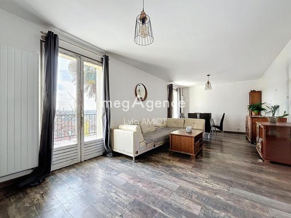 Maison à GAILLON-SUR-MONTCIENT, 78250 - 6 pièces 172m²