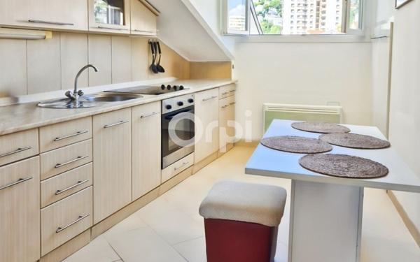 Appartement à vendre    2 pièces • 40 m2 Nice