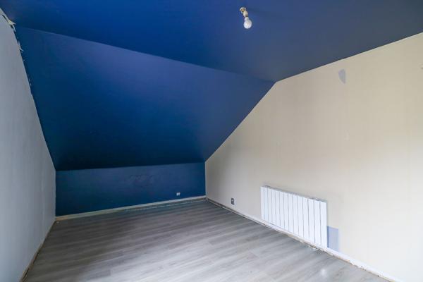 OFF MARKET, Maison Nevers 82m2, 2 chambres, proche gare sncf, 2h30 PARIS, proche commerces et écoles, NEVERS, cave