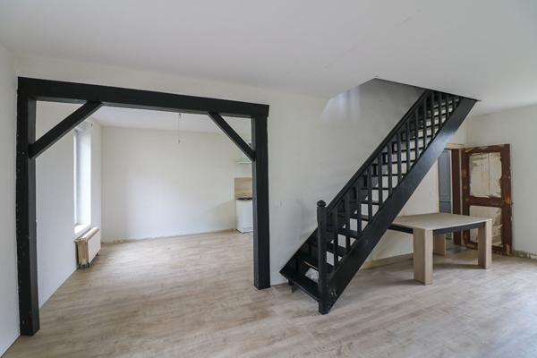 OFF MARKET, Maison Nevers 82m2, 2 chambres, proche gare sncf, 2h30 PARIS, proche commerces et écoles, NEVERS, cave