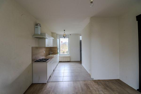 OFF MARKET, Maison Nevers 82m2, 2 chambres, proche gare sncf, 2h30 PARIS, proche commerces et écoles, NEVERS, cave