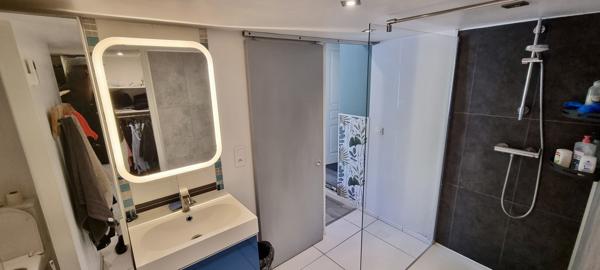 Les Arcs-sur-Argens (83460) - commodités - piscine - climatisation