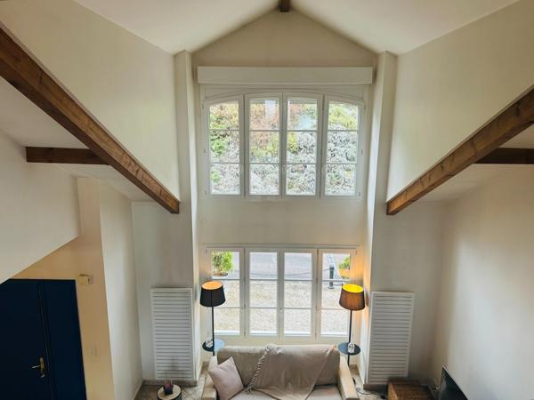 Maison à vendre 295 m2 CHANCIA (01)