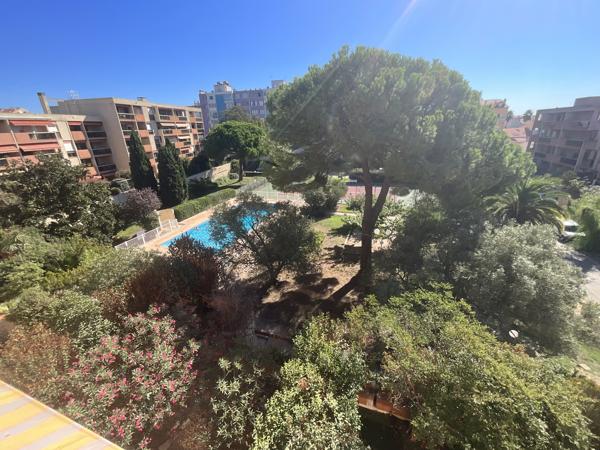 Appartement T2 43m² – Résidence Les Jardins du Luxembourg – Hyères