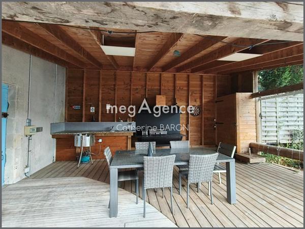 Maison à Beauvoir-sur-Niort, 79360 - 10 pièces 450m²