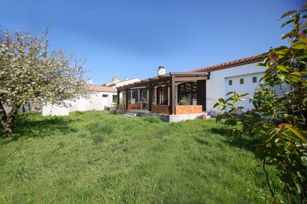 Maison 6 pièces - 110 m² Exclusivité efficity