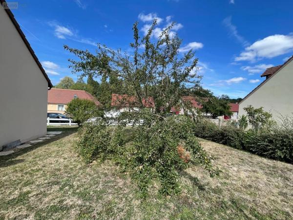 Location - Maison Arcisses 28400 94 m 2 264 m 2