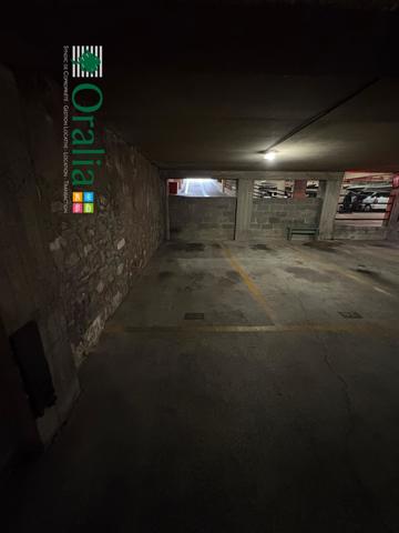 Parking · Location Paris (75007)