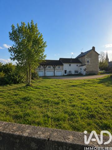 Maison à vendre 7 pièces 154 m² Saint-Maixent-l'École