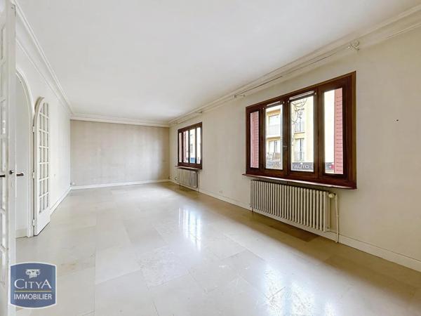 Appartement à louer 3 pièces 76.12m² Saint-Priest (69800)