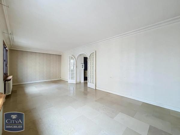 Appartement à louer 3 pièces 76.12m² Saint-Priest (69800)