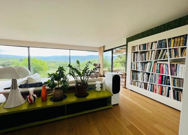 Maison à vendre    5 pièces • 198 m2 Malemort-du-Comtat