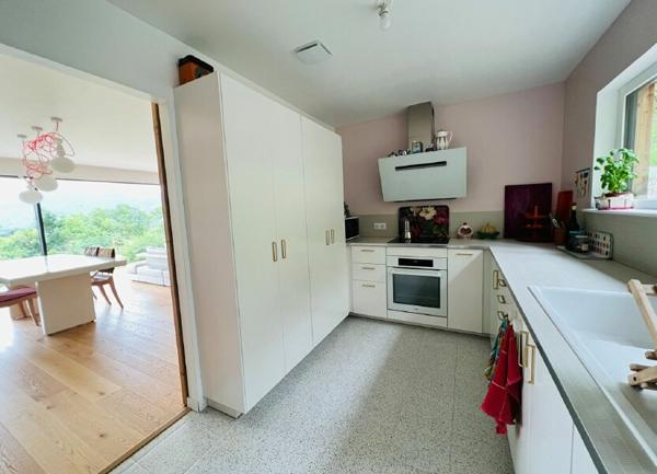 Maison à vendre    5 pièces • 198 m2 Malemort-du-Comtat