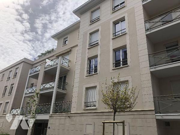 SAINT CLEMENT F3, ascenseur, balcons, parking