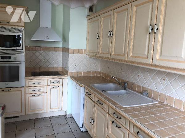 SAINT CLEMENT F3, ascenseur, balcons, parking