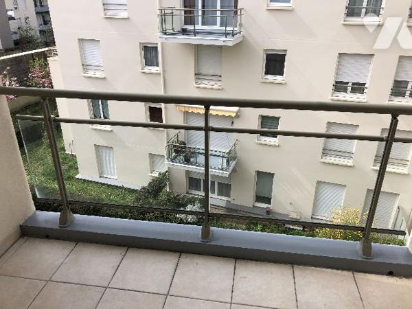 SAINT CLEMENT F3, ascenseur, balcons, parking
