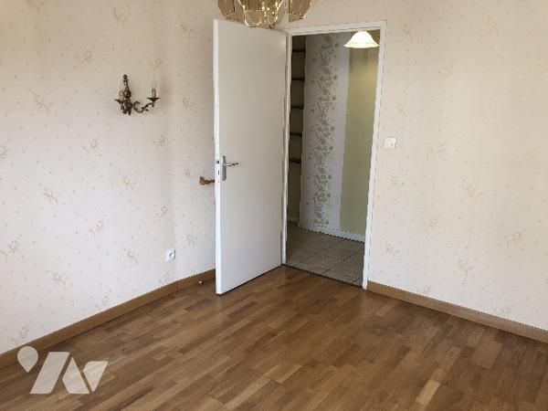 SAINT CLEMENT F3, ascenseur, balcons, parking