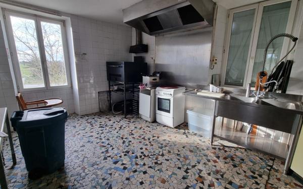 Maison à vendre    6 pièces •  Vareilles