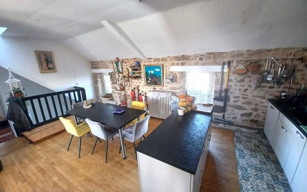 Maison à vendre    6 pièces •  Vareilles