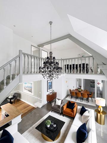 MAISON À VENDRE DE 7 PIÈCES DE 180,00 M²