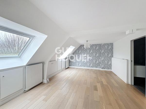 MAISON À VENDRE DE 7 PIÈCES DE 180,00 M²